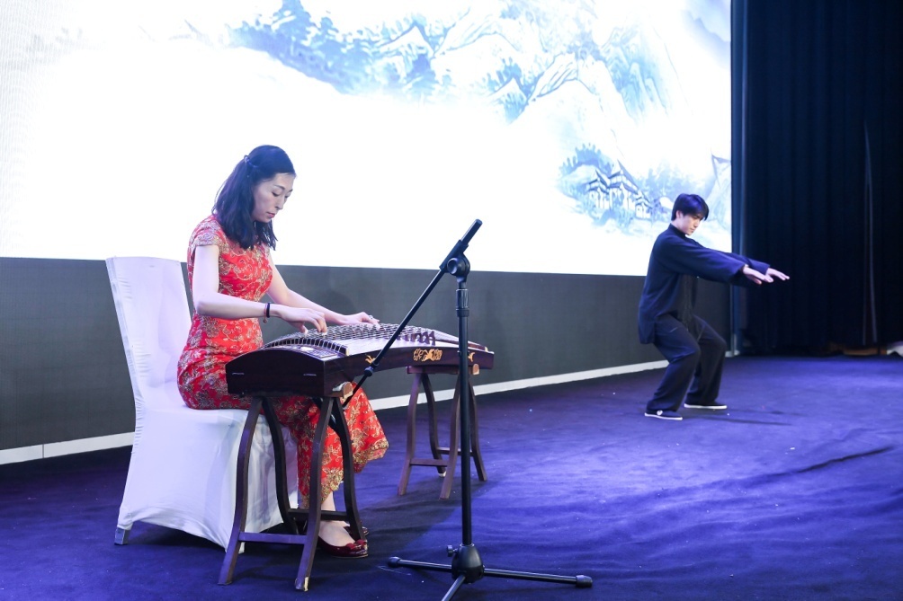 71147C52CE23B1A19EC5EAEFF4E_CBC93153_2A2B5