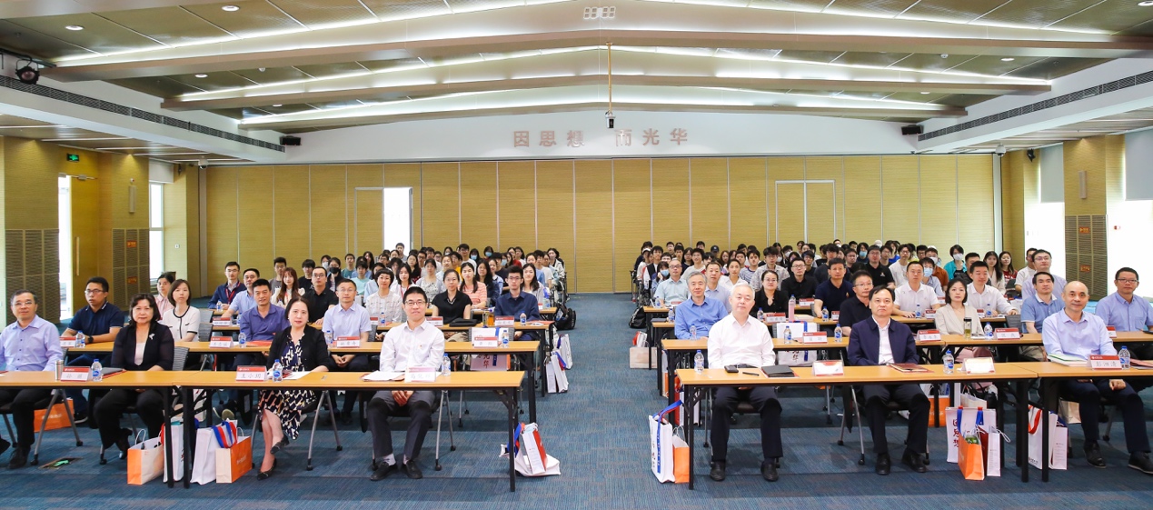 8AC54FC2480570FDAE6F5A43D08_DC7E6D95_56B70