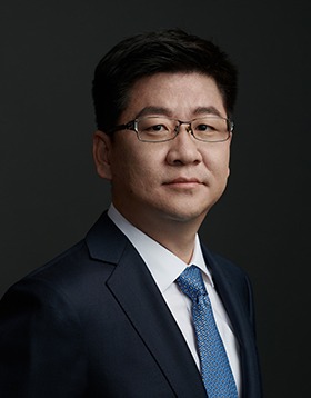 张闫龙