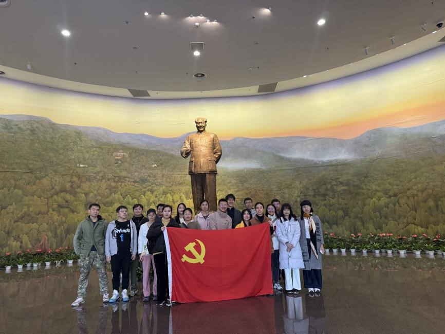 290A5EB80777019F0771B9DC56C_FF3B1A4C_18945