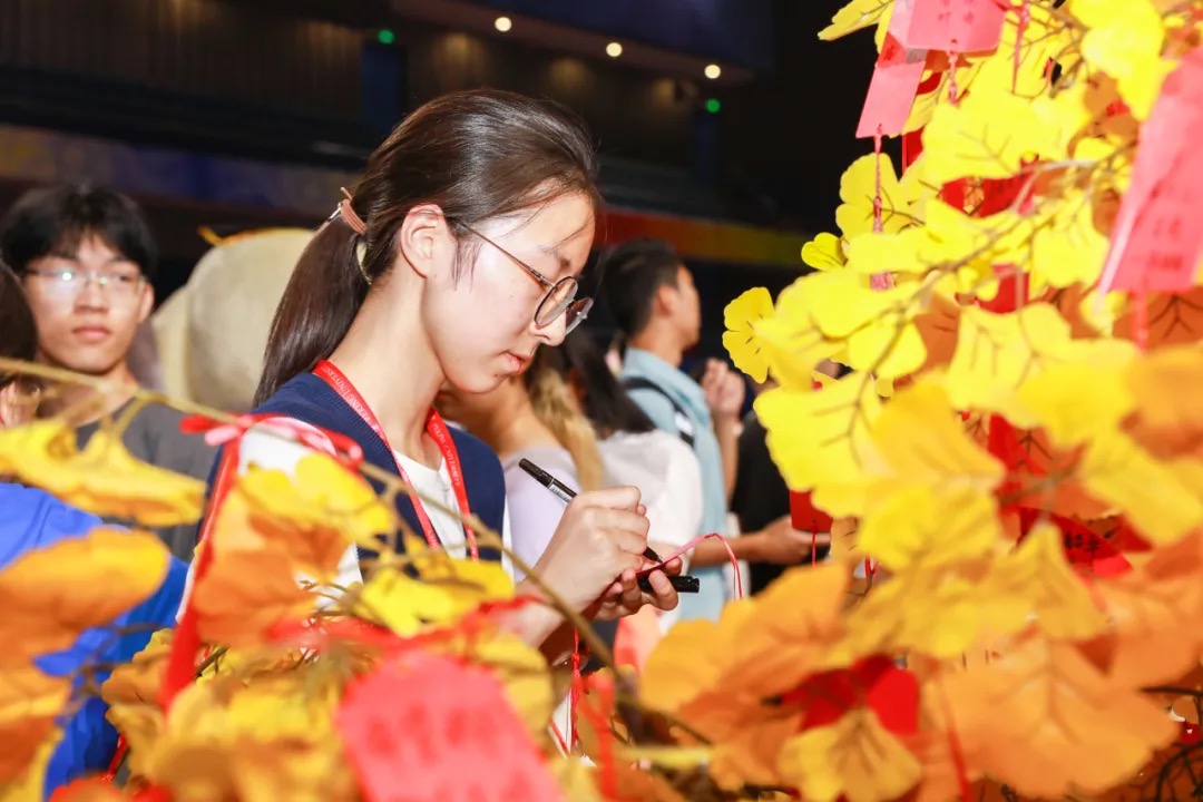 34A0F7327717473FF0314BA53C5_4C98106B_27B3B