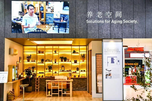 E581A07B8FD8E7285D3A989FF13_558E153A_2A1E9