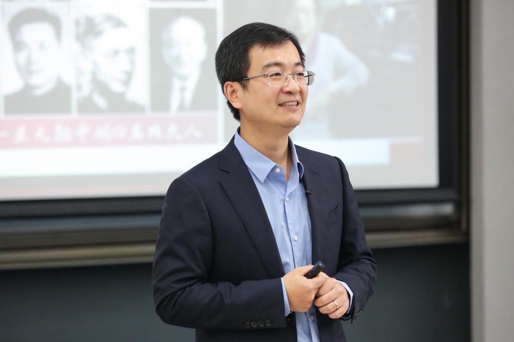 6475384C8F0A6A97FF0425D6A9C_43C0DB96_B030