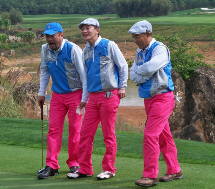 喜报：北大安博电竞高球会连任中国名校联赛整体亚军殊荣