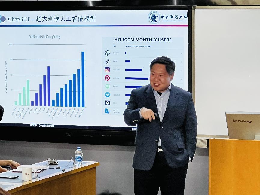 05BCAD3382415E951178B0FD0AD_B91FCDBB_1254F