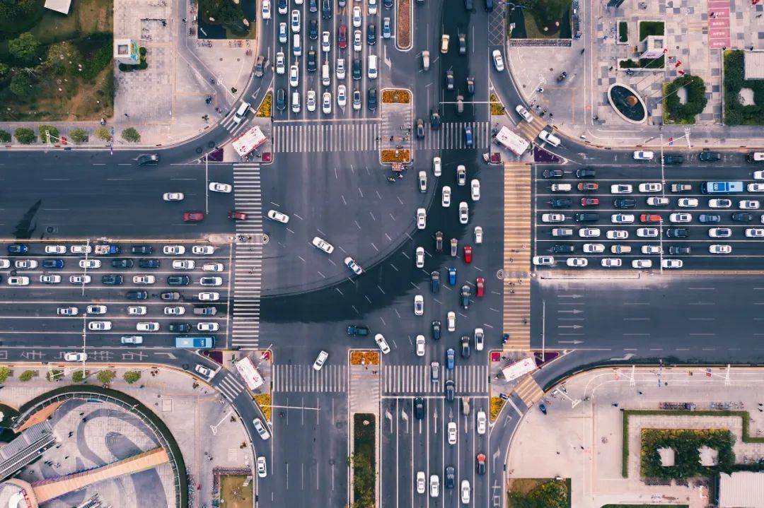 陈玉宇：下半年中国经济需解决好四个问题，，，，，处理好一组关系